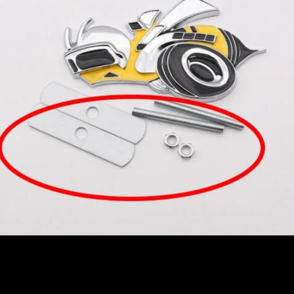 1 Super Bee Scat pack badge emblem for GRILL Approx. 5".Adhesive back so… - Picture 1 of 5